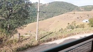 Gostosa publicou video fazendo sexo em troca de dinheiro publico com deputado