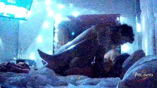 SECUENCIA COMPLETA: POLVO, LECHE Y UN CHECKOUT FORZADO.