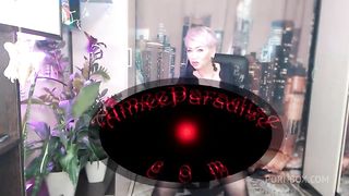 Solo anal games of a mature sexy lady from crazy Russia...