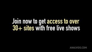 Horny HouseWife Shanda Fay Has A Cock In Her Juicy Butthole!