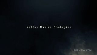 Fui vender um plano de seguro e enfei meu cacetao sem camisinha na cliente safada - Nicoly Mattos