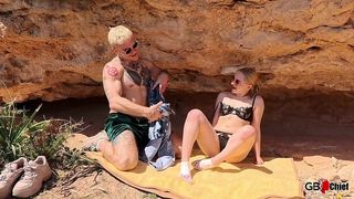 PICNIC WITH YOUNG SEXY GIRL TURNED INTO HOT PUBLIC OUTDOOR FUCK SESSION