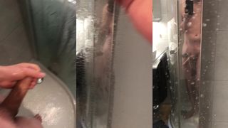 PORNOMR - JERKING IN THE SHOWER