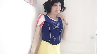 Chantal Channel as a great piggy Snowhite