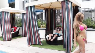 Blonde Bimbo Brittney Kade Gets an Anal Creampie! - Steve Rickz