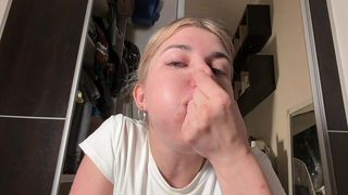 I PUFF OUT MY CHEEKS FOR AS LONG AS POSSIBLE