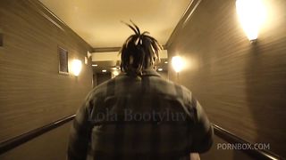 Delivery Guy With Lola Bootyluv & Kayla Peach