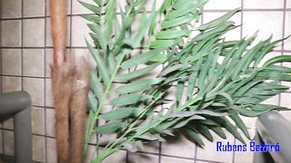 Dotado mascarado invadiu a casa da boliviana e arrombou o cu dela sem camisinha (VIDEO NOVO)