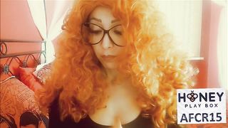 real redhead play with her lovely wet pussy