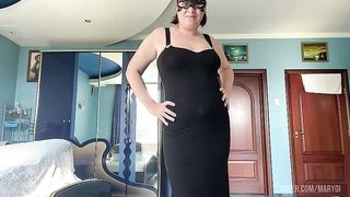 ANAL EXPANDER IN THE HAIRY ANUS OF A BEAUTIFUL WOMAN IN BLACK STOCKINGS AND BLACK DRESS. PREPARING THE GAPING ANUS, TRAINING THE ANUS, TO FUCK WITH A BIG COCK.