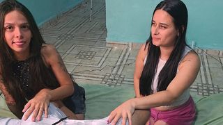 MELHORES AMIGAS DIVIDE O PAU DO NAMORADO