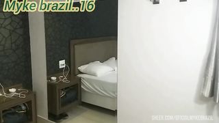 Fernanda chocolate e uma acompanhante de luxo ela e muito legal e atende muito bem ela geme muito gostoso e pede para gosar na boca dela