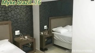 Fernanda chocolate e uma acompanhante de luxo ela e muito legal e atende muito bem ela geme muito gostoso e pede para gosar na boca dela