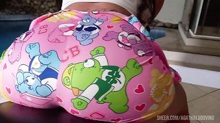 The nanny is trying to seduce me