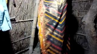 DESI BHABHI KO JHOPDI ME SEX KIYA