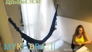 Ines Ventura chamou uma ecanador para arumar o chuveiro k deu poblema ela nao tinha dinheiro para pagar o encanadore entao ela pagou com sex e eles gostar muitos