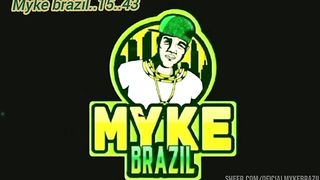 Ines Ventura chamou uma ecanador para arumar o chuveiro k deu poblema ela nao tinha dinheiro para pagar o encanadore entao ela pagou com sex e eles gostar muitos