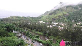 Putaria no hostel 69 com duas safadas liberando o cuzinho no pelo Part 1