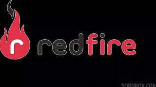 Putaria no hostel 69 com duas safadas liberando o cuzinho no pelo Part 1