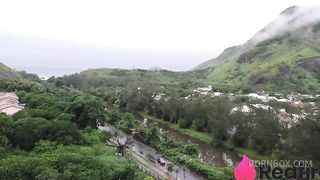 Putaria no hostel 69 com duas safadas liberando o cuzinho no pelo Part 1