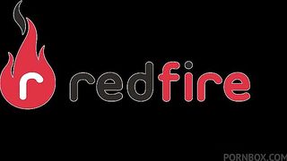 A putaria no quarto continua com mamada gostosa, anal e pau na bucetinha