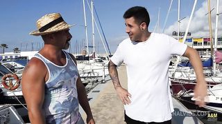 Mi cunado y la rubia guapa follan en el monte.