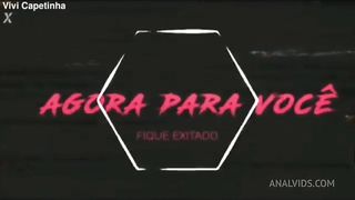 Maridao saiu e a vivi deu o cu ao pedreiro!