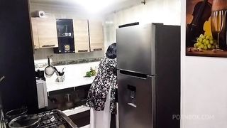 Whore kitchen service