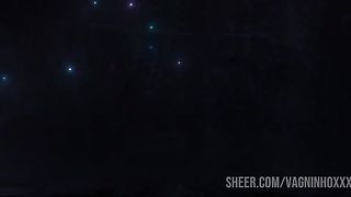 Parodia Clic a gente so queria assistir mais um joguinho, mas ela nao parava de falar e num clic stop de controle remoto, tudo foi resolvido numa foda anal intensa e e claro que perdemos o jogo!