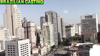SEXO INTERRACIAL COMENDO CUZINHO DELICIOSO APERTADINHO.