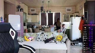 I bring my pussy to orgasm