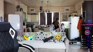 I bring my pussy to orgasm