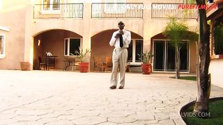 bodyguard's hubby protected and fucked me