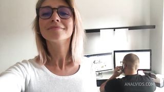 Crazy Amateur ANAL Sex with co-worker in the Office