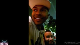 A putaria rola solta com o Casal Mattos em todo lugar, na rua na balada e em casa todo mundo goza