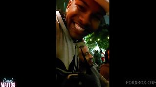 A putaria rola solta com o Casal Mattos em todo lugar, na rua na balada e em casa todo mundo goza