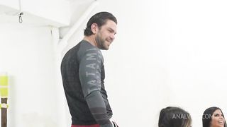 Foursome anal at the gym