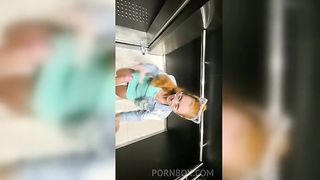 Bitch enters the elevator with a stranger and sucks his dick until he asks to put it in her pussy and cum in her mouth at the end