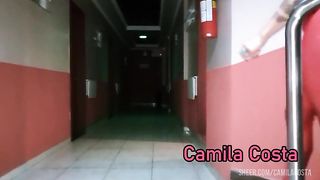 Loira fodendo com o dono da obra e ganhou leite na boca pt1