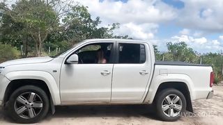 A patroa vivi chegou das compras e acabou metendo com seu empregado!