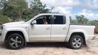 A patroa vivi chegou das compras e acabou metendo com seu empregado!