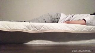 【ぱじゃまでオナニー】いつも電気消して1人の時間になったらおもちゃ取りだしてクリトリスに、、
