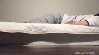 【ぱじゃまでオナニー】いつも電気消して1人の時間になったらおもちゃ取りだしてクリトリスに、、