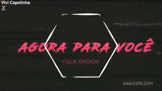 Vivi brincando com sua buceta, e o sogro acorda ela com uma chupada, olha so o que aconteceu!