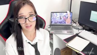 Aluna da faculdade vai mal de nota e chama professor no seu quarto, chupa e senta na piroca por nota ate tomar leite na bunda. pt 1 @wine_flame