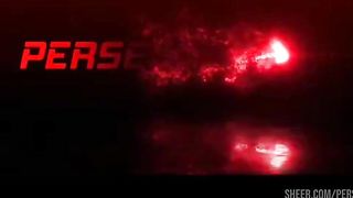 Estava batendo uma punheta na varanda quando a trans Bianca Ferraz veio fazer uma broderagem comigo.