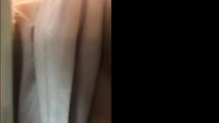 シャワーでじーぱん濡らした後に全身びしょ濡れ状態でオナニーする可愛い女子◯生。【