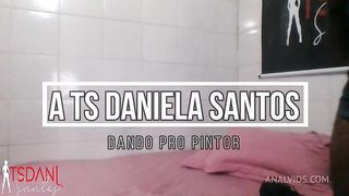 Dando pro pintor depois do trabalho.