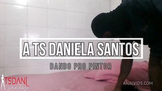 Dando pro pintor depois do trabalho.