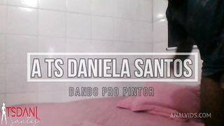 Dando pro pintor depois do trabalho.